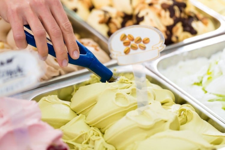 Anche il gelato può essere buono per la salute: come sceglierlo e mangiarlo