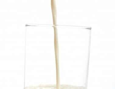 https://www.eurosalus.com/wp-content/uploads/2023/10/Bianco-ma-non-innocente-Stitichezza-e-intestino-immobile-tra-gli-effetti-collaterali-del-latte_articleimage-4-378x295.jpg