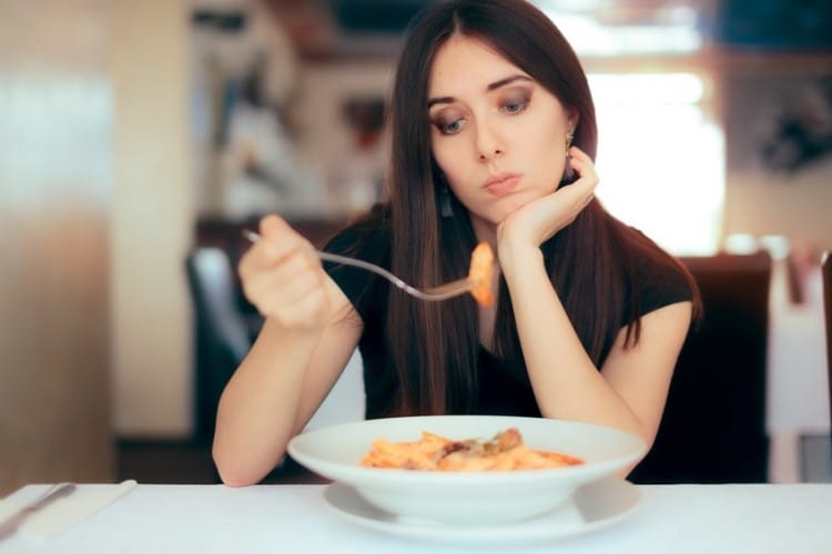 Come aiutare le reintroduzioni quando il cibo fa paura