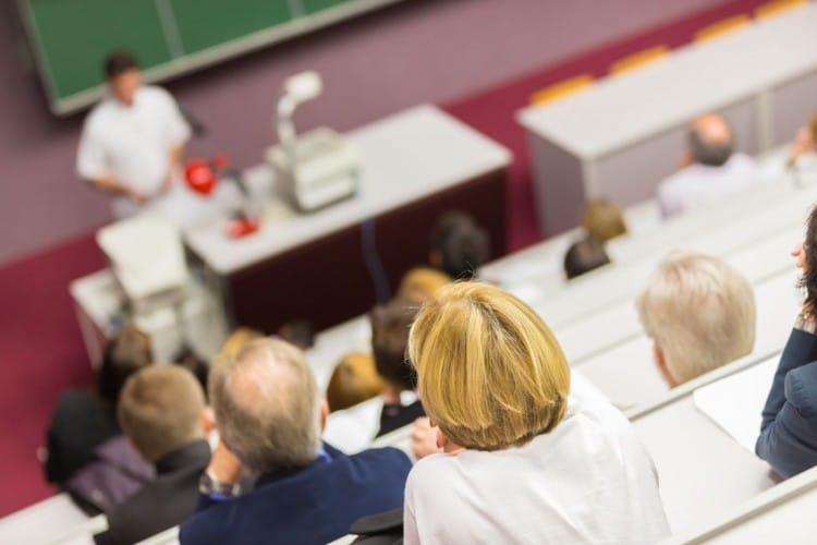 Corso ECM a Roma per imparare come gestire l'alimentazione nelle diverse condizioni cliniche e capire BAFF e PAF