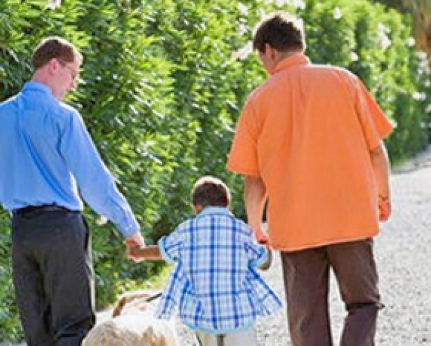 Famiglia e bimbi sereni anche con due mamme o due papà