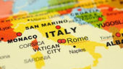 https://www.eurosalus.com/wp-content/uploads/2023/10/La-nube-arriva-in-Italia-indicazioni-per-proteggersi-e-per-pensare_articleimage-4-524x295.jpg
