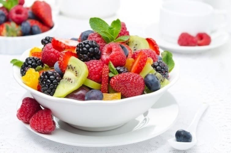 Per dimagrire è davvero necessario eliminare la frutta?