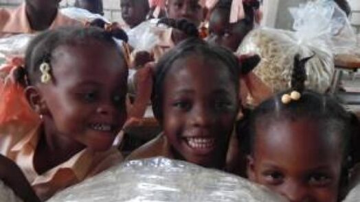 https://www.eurosalus.com/wp-content/uploads/2023/10/Scatti-per-la-vita-scatti-per-Haiti_articleimage-4-524x295.jpg