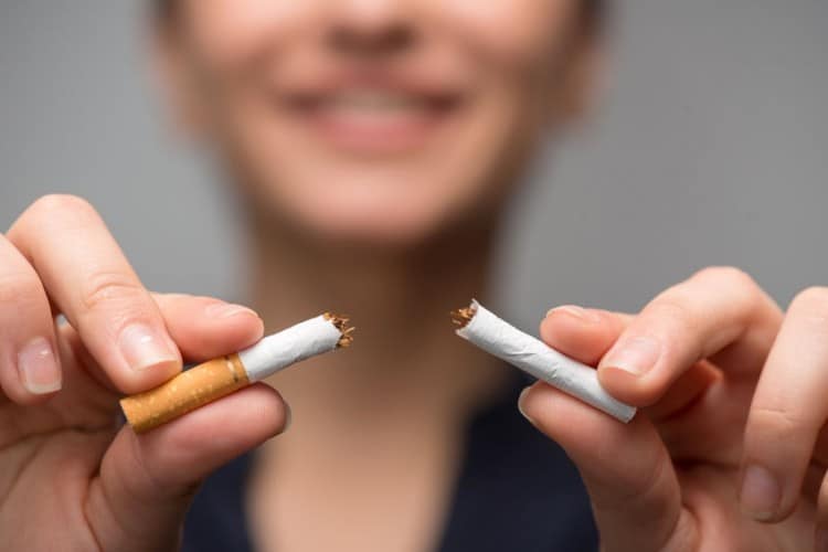 Smettere di fumare senza ingrassare: quali strategie adottare?