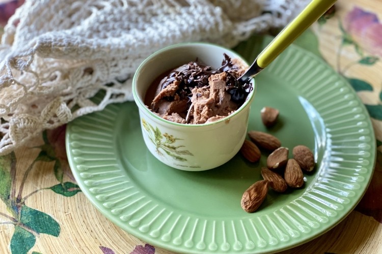 Semifreddo al cioccolato e crema di cacao