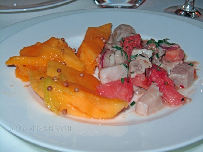 Carpaccio di pesce al mango