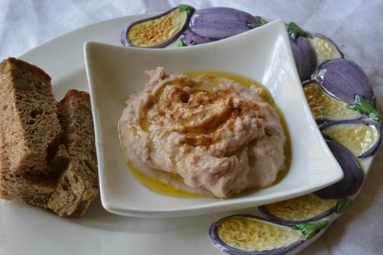 Hummus o Crema di ceci