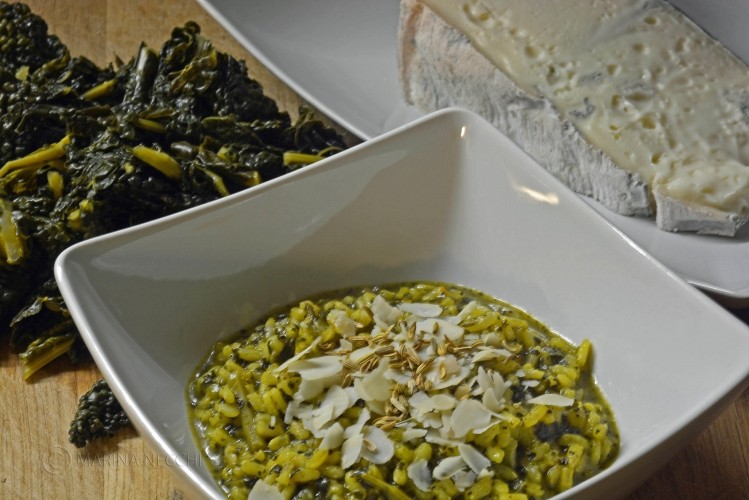 Risotto integrale al cavolo nero e mandorle