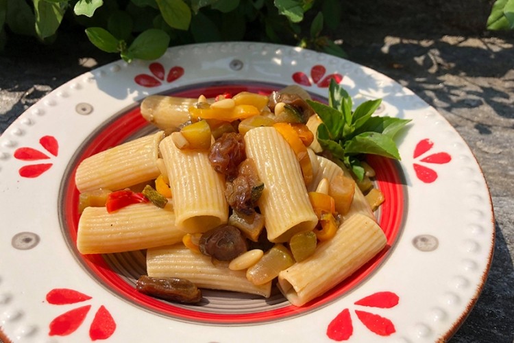 Sugo di zucchine, melanzane e peperoni dolci