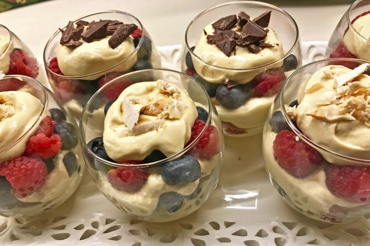 Tiramisù ai frutti di bosco