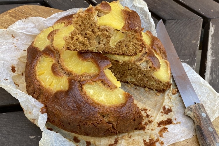 Torta all'ananas