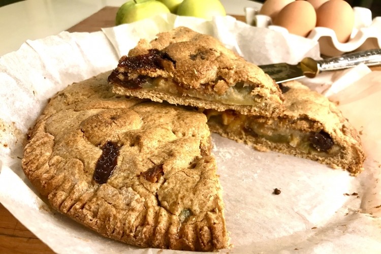 Torta di frolla con mele cotte